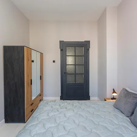 Urban Elegance Apartment Sofia